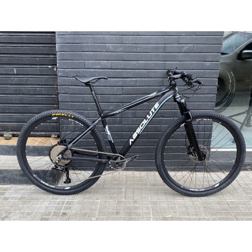 BIKE ABSOLUTE NERO 2021 PRETO COM BRANCO E CINZA 12V SUSPENSÃO A AR -  3685fce8299a6443sbs