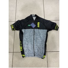 Camisa Be Fast - Preto com Amarelo